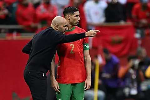 صنع هدفا.. ماذا قدم حكيمي في الظهور الأساسي الأول مع المغرب في كأس أمم أفريقيا؟
